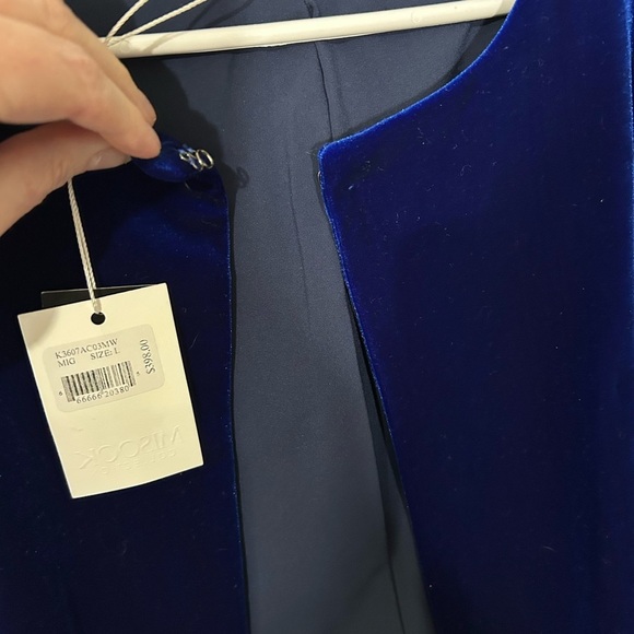 NWT MISOOK Blue Velvet Cardigan with ruffle sleeves. Size Large. - Picture 8 of 11